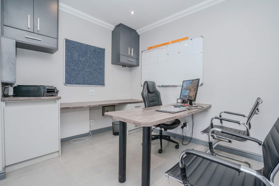 4 Bedroom Property for Sale in Laguna Sands Western Cape